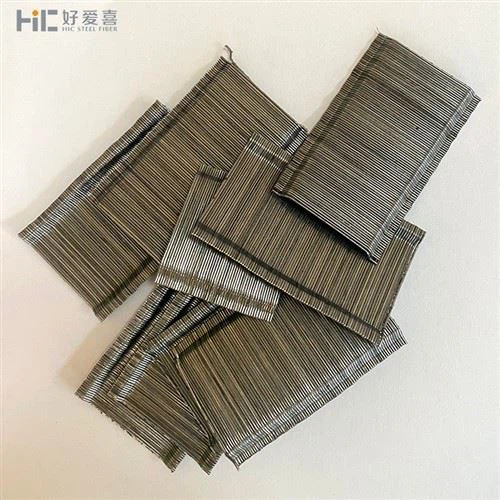 Bagaimana serat baja yang direkatkan mempengaruhi ketahanan karbonasi beton?